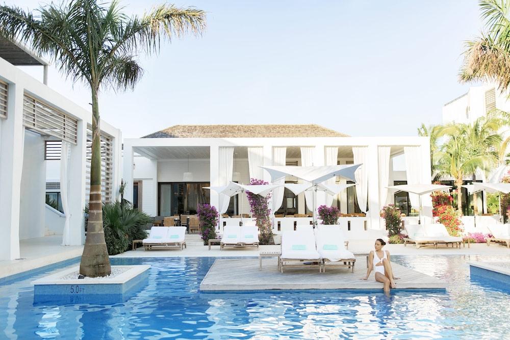 Wymara Resort & Villas Grace Bay Bagian luar foto